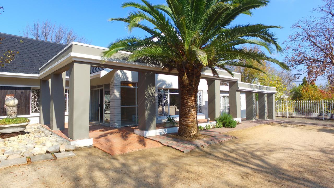 Lighthouse Bed & Breakfast Kroonstad Exterior photo